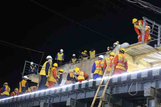 �ù���Ϊ�����״�˫����·���߶λ���ʩ������Ҫ���������������Ƴ����������ش�460�ֵ�����T������������