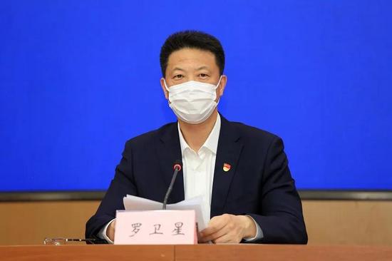 �з�ָ�Ϸ��������빤��������ܿؼ�ת��С���鳤���������칫�Ҹ�����������